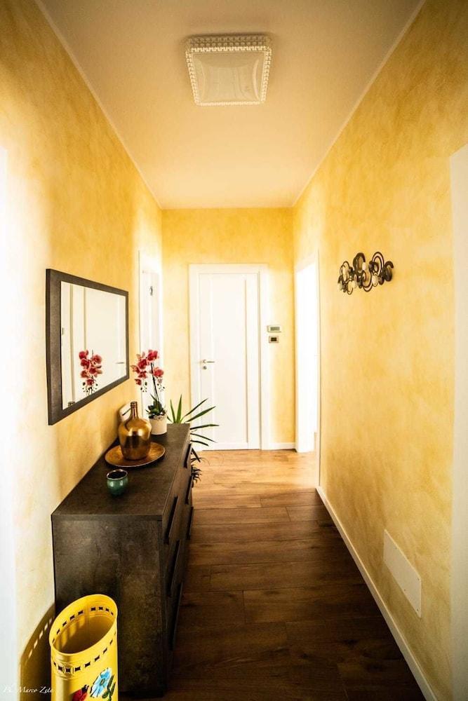 Casa Bologna Fiera Apartment ภายนอก รูปภาพ